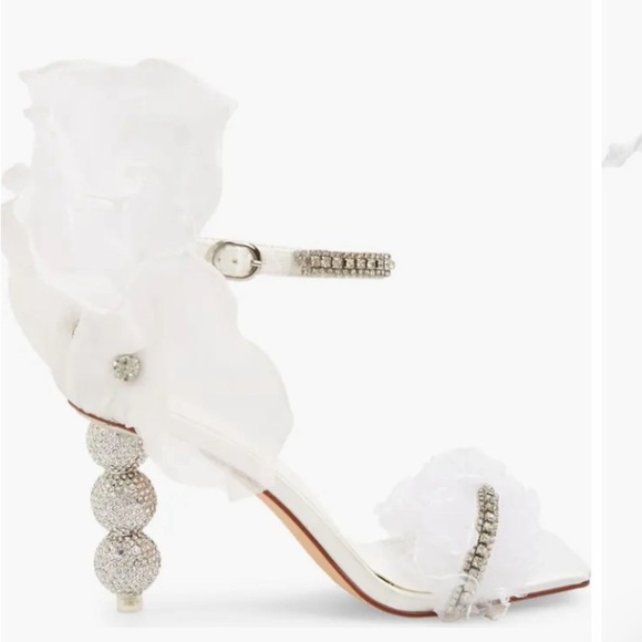 Shoes - Azalea Wang Maemae white